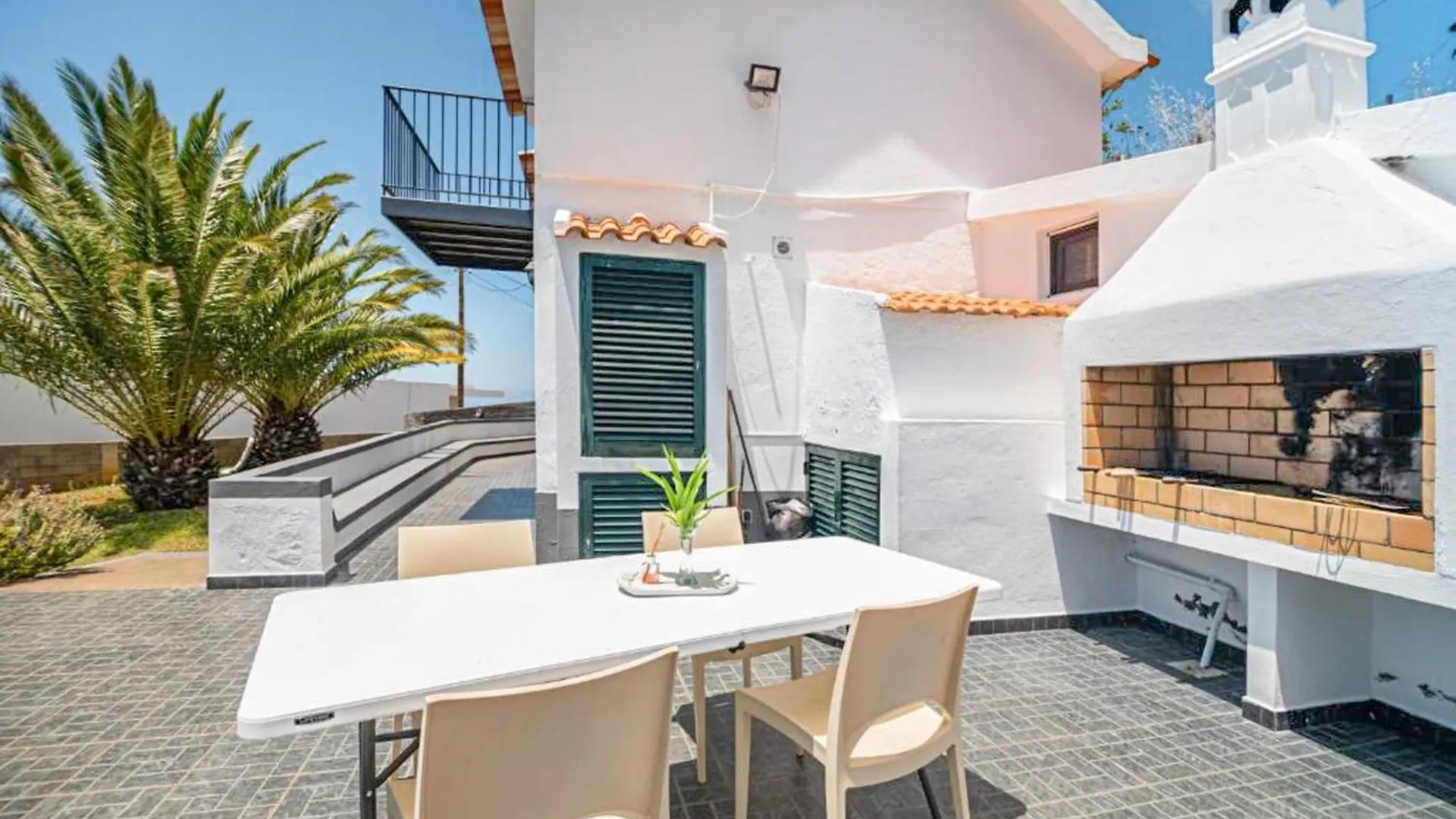 Calheta Bay View House - Family And Group Residence Arco da Calheta  Portugal