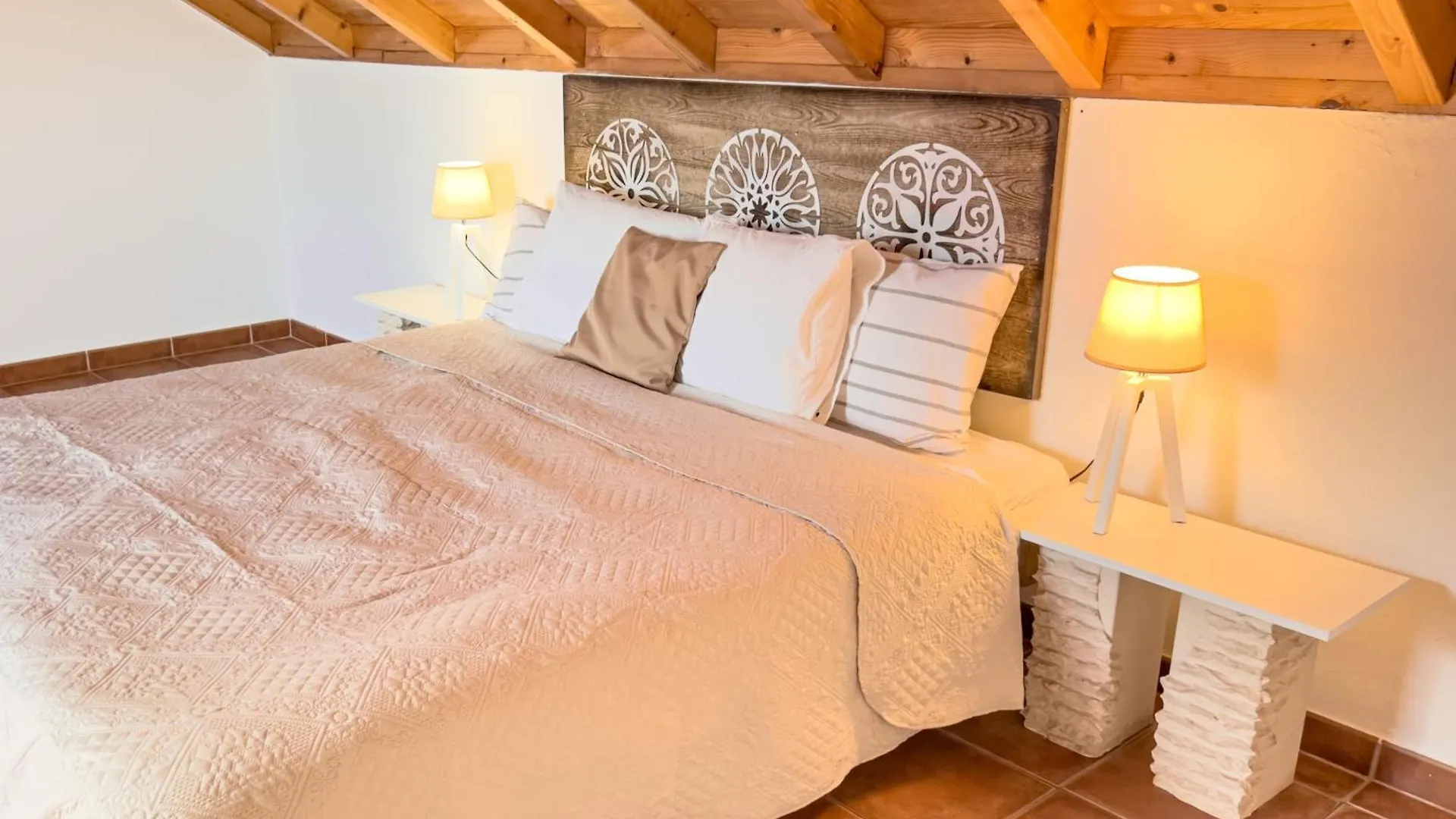 Calheta Bay View House - Family And Group Residence Arco da Calheta  Holiday home Arco da Calheta (Madeira)